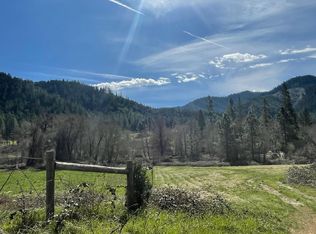 12715 E Evans Creek Rd, Rogue River, OR 97537