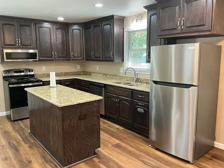 275 Attaway Rd — Photo 5