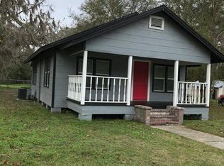 562 5th St N, Macclenny, FL 32063