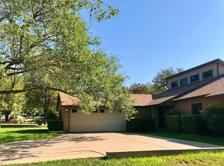 215 Coronado Dr, Kerrville, TX 78028
