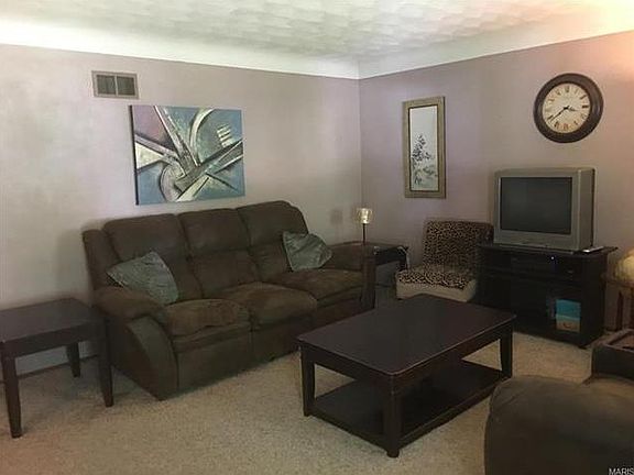 4th image of 3715 Salena St