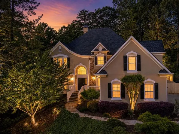 1346 Waterford Green Close NE, Marietta, GA 30068