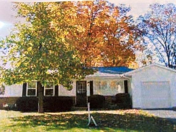 4th image of 121 Cherokee Dr