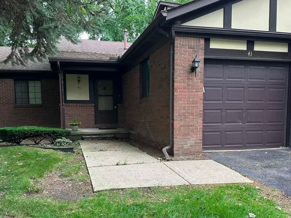 41 Parkplace Rd W, Allen Park, MI 48101