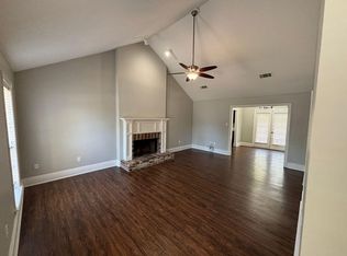 725 Hawthorn Green Dr, Ridgeland, MS 39157