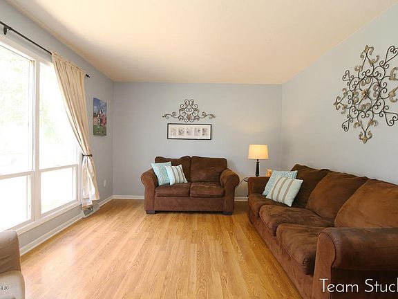 5th image of 3836 Havana Ave SW