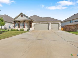 5827 Saint Charles Dr, Belton, TX 76513