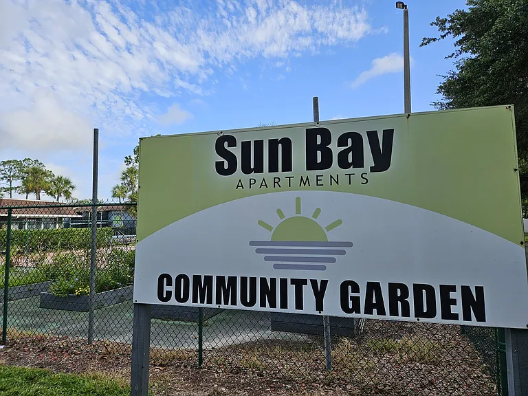 Sunbay Apartments — Photo 6