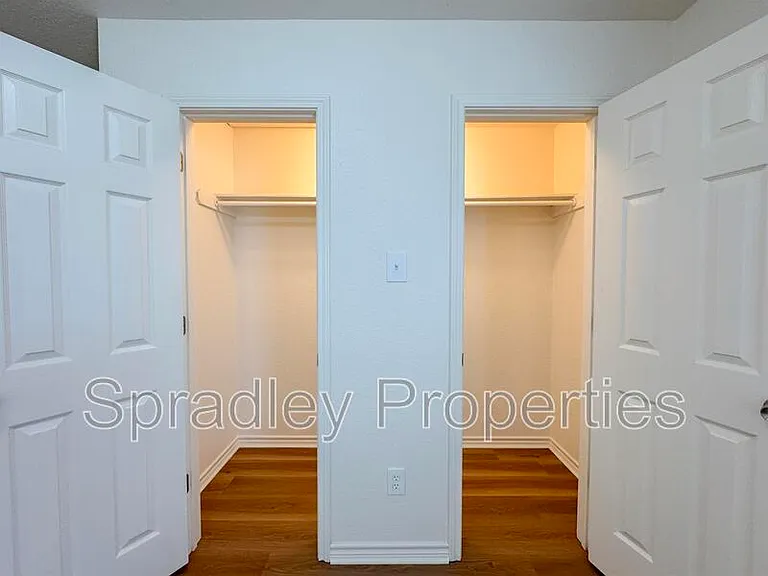 117 Lacey Lou Ln — Photo 7