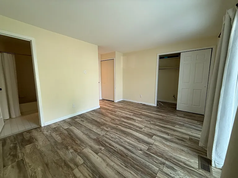 107 Cheswold Ct #107 — Photo 28