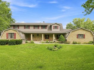 7540 Westerlin Dr, Woodburn, IN 46797
