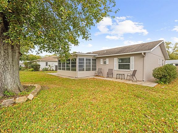 5th image of 8030 Gleneagle Dr