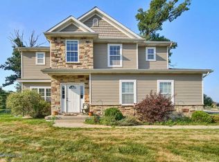 257 Falcon Way, Valparaiso, IN 46385