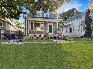 117 S Oakland Ave, Green Bay, WI 54303