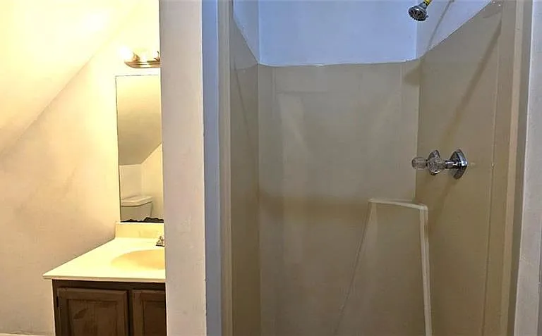 805 Arbor Hill Dr — Photo 10