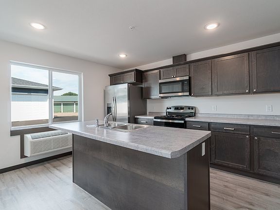 5th image of 2566 118th St APT 103