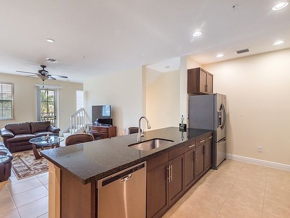 946 SW 147 Avenue, Pembroke Pines, FL 33027