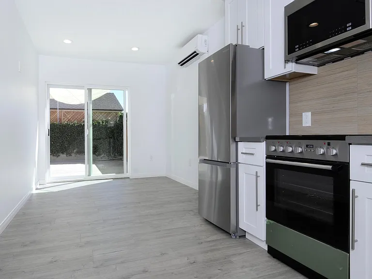 932 Tufts Ave — Photo 5