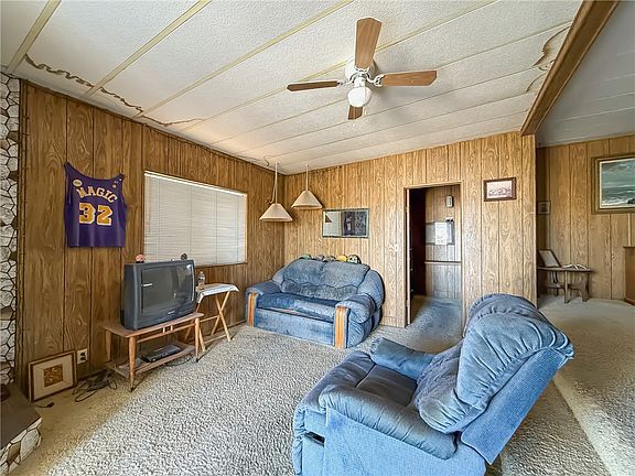 4th image of 2258 W Riverview Circle