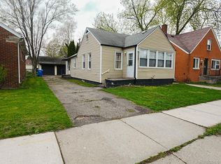 20885 Sunset Ave, Warren, MI 48091