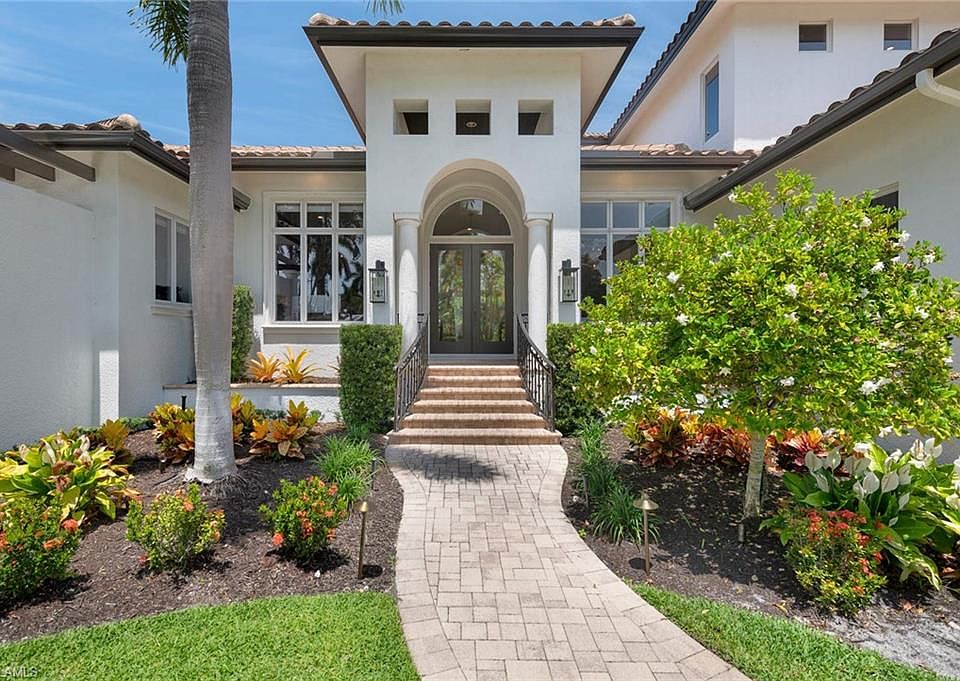 445 Putter Point Dr, Naples, FL 34103 | Zillow