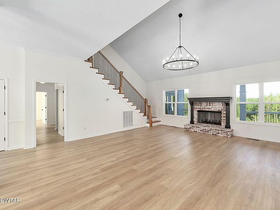 11th image of this home