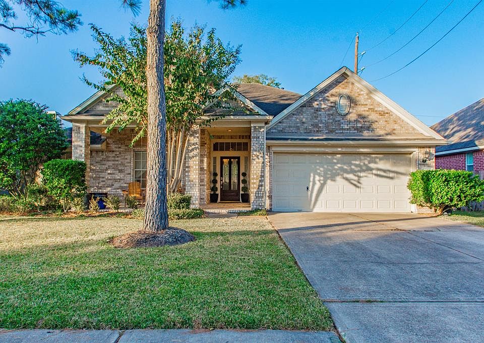 1st image of 3607 Pemberton Dr