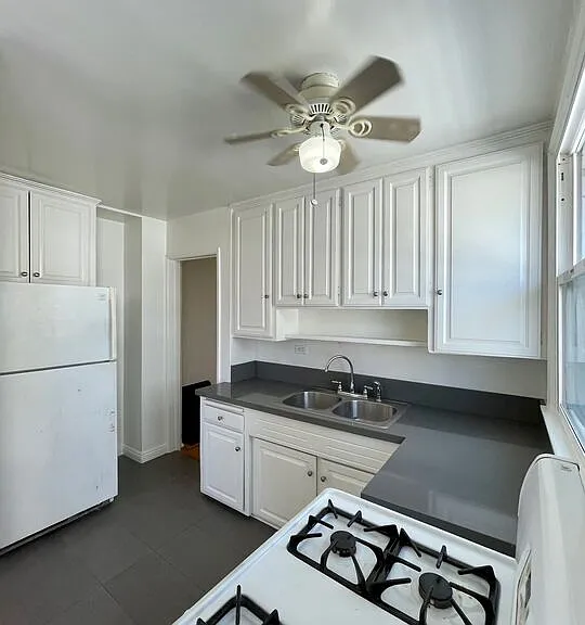 5954 W 85th Pl — Photo 11