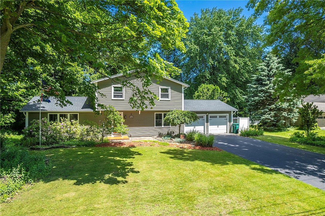 1102 Shoemaker Rd, Webster, NY 14580 | Zillow