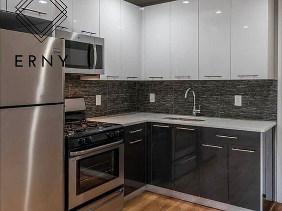 4th image of 127 Hart St #2A