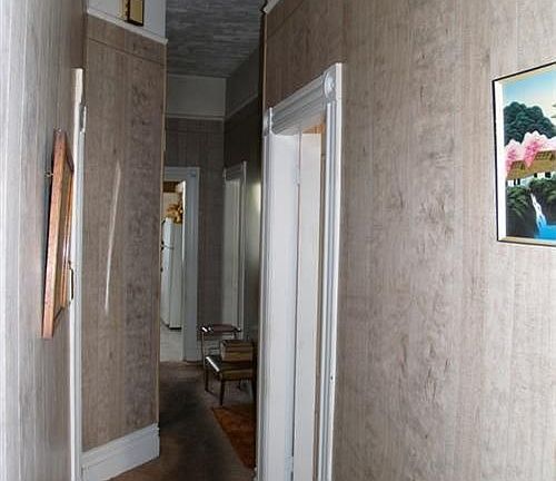 2nd image of 1546 Underwood Ave