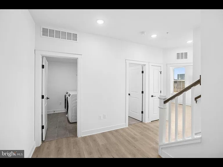 118B Locke St #TOP — Photo 6