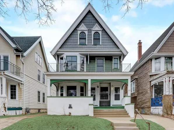 2932 N Murray Ave, Milwaukee, WI 53211