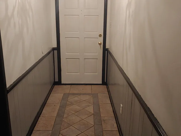 305 Rayburn St — Photo 2