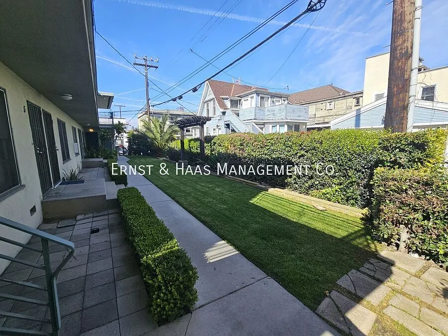 Lovely 1-Bedroom Apartment in Prime Long Beach! — Photo 2