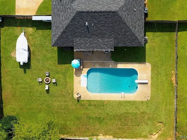 201 Fountain Crest Dr — Photo 4