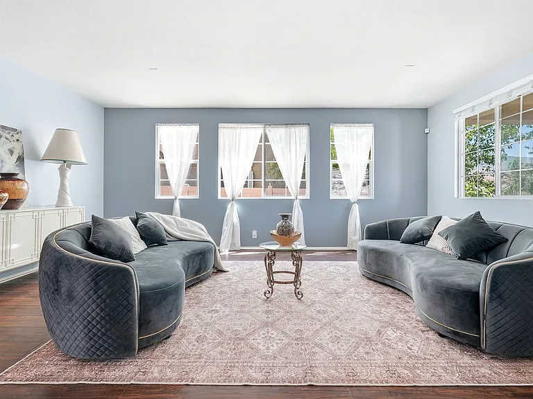 39112 Desert Holly Ln — Photo 3