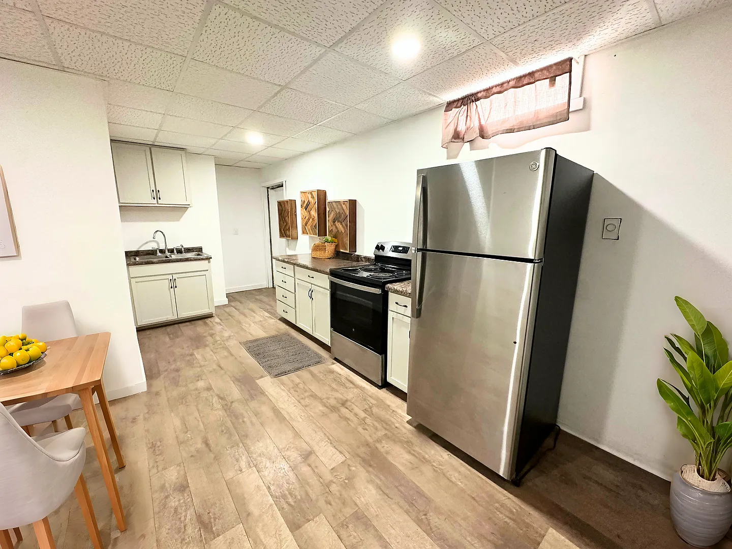 Spacious Apartment to Rent — Photo 1