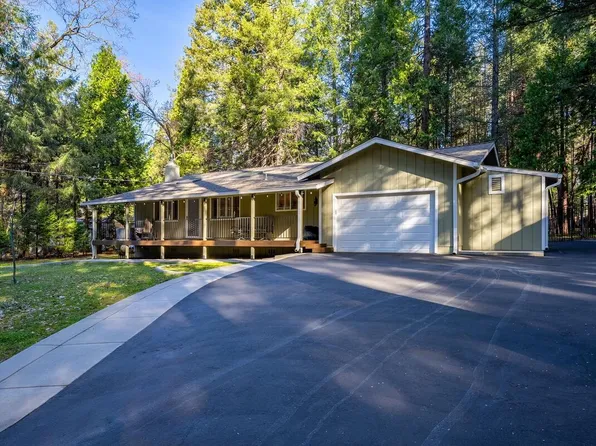 5530 Happy Pines Dr, Foresthill, CA 95631