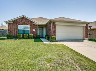 710 River Run Dr, Glenn Heights, TX 75154