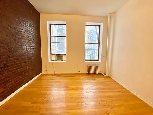 Rented by JM Preston Properties LLC | media 24