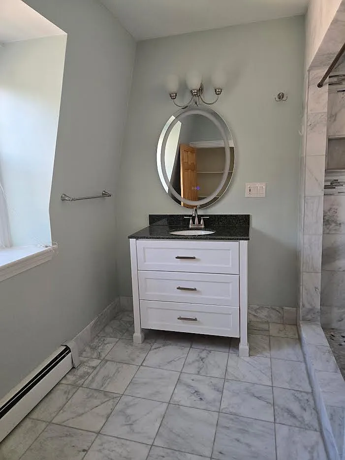 4 bed, 1430 sqft, $4,200 — Photo 4