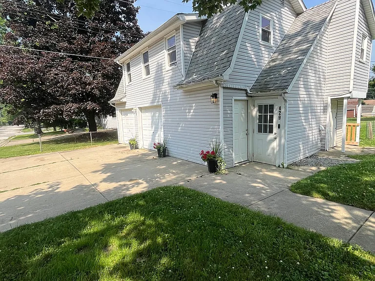 429 Eagle Pass St #1 — Photo 12