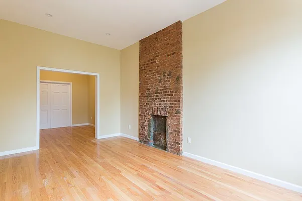 Rented by MNS | media 27