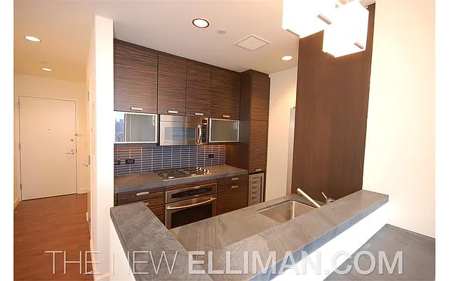 Rented by Douglas Elliman | media 27