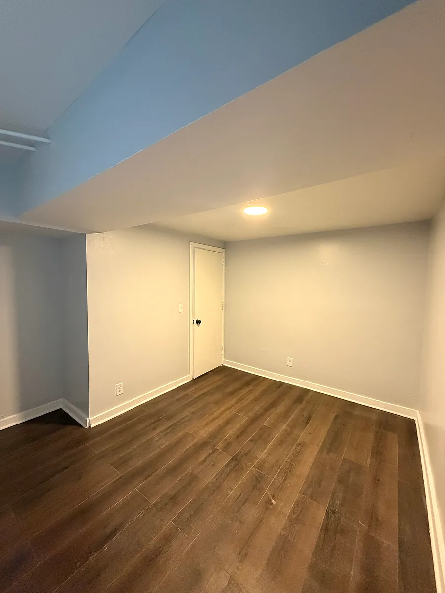 Building Photo - 2709 Blaisdell Ave #14