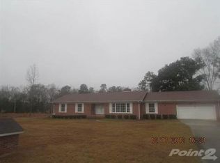 808 Old Gapway Rd, Salters, SC 29590