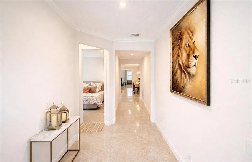 3 bed, 2.5 bath, 2203 sqft, $3,700 — Photo 2