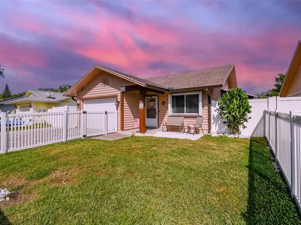 1719 Whispering Dr E, Largo, FL 33771