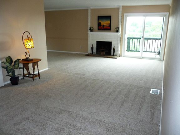 4th image of 10374 Chimney Rock Dr APT 18
